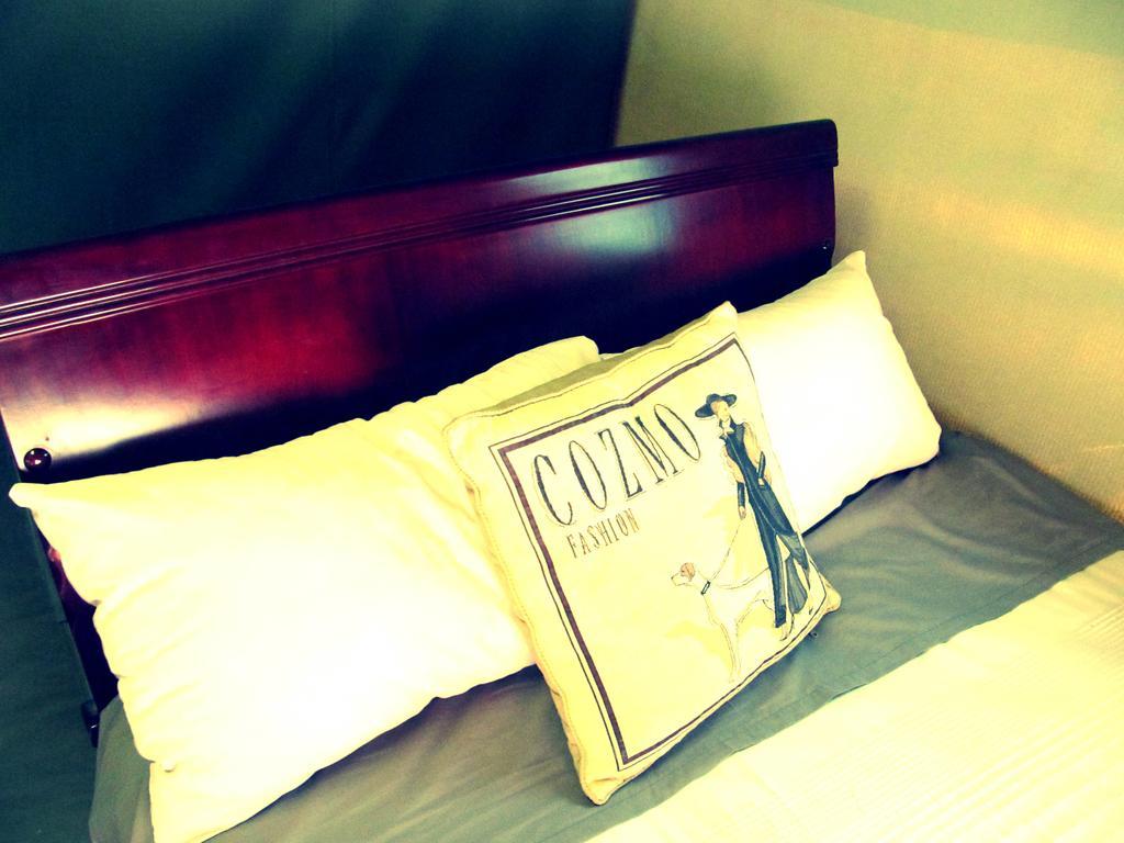 Motsebe Backpackers Hotel Maun Bagian luar foto